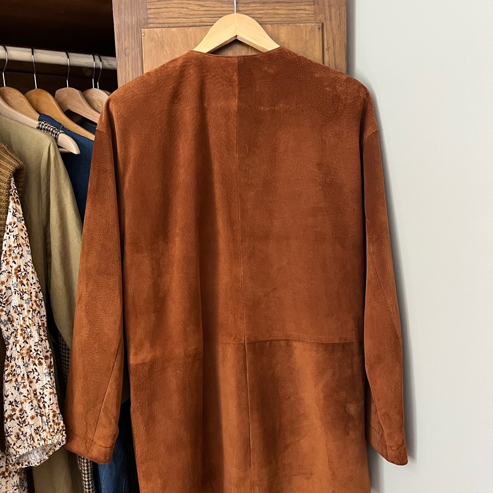 Danier Chestnut Brown Suede-Effect Round-Neck Coat - Picture 3 of 3
